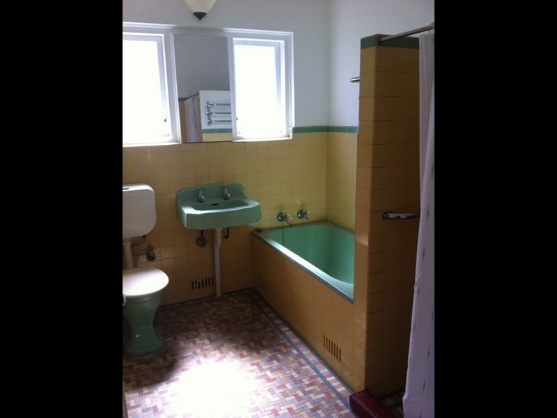 16 Frenchs Forest Road, Seaforth NSW 2092