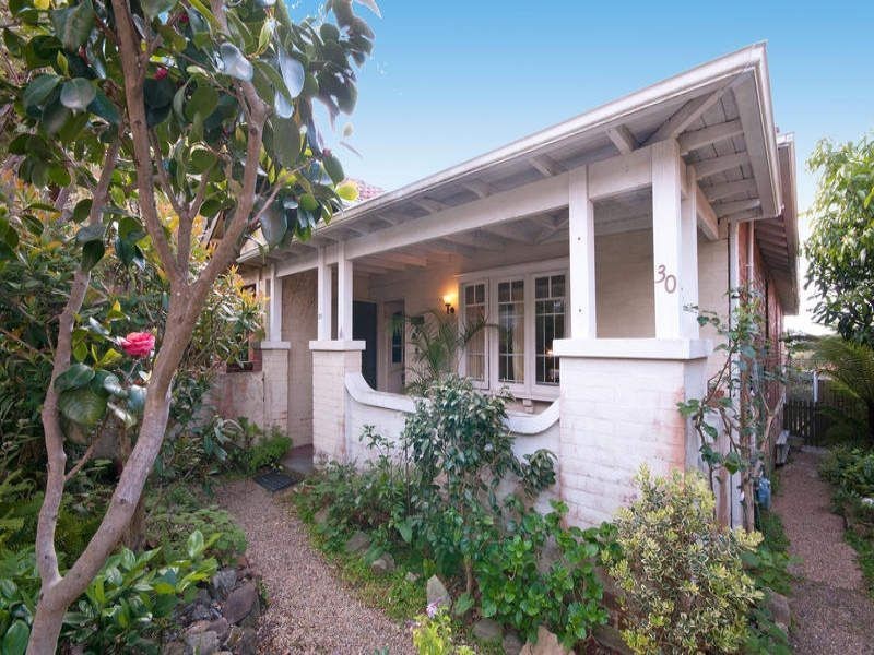 30 Balgowlah Road, Fairlight NSW 2094