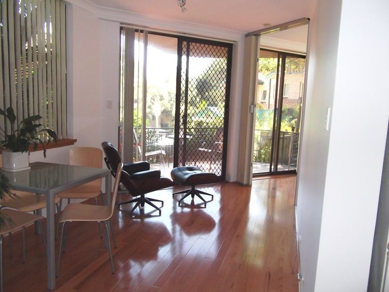 2/18 Baltic Street, Fairlight NSW 2094