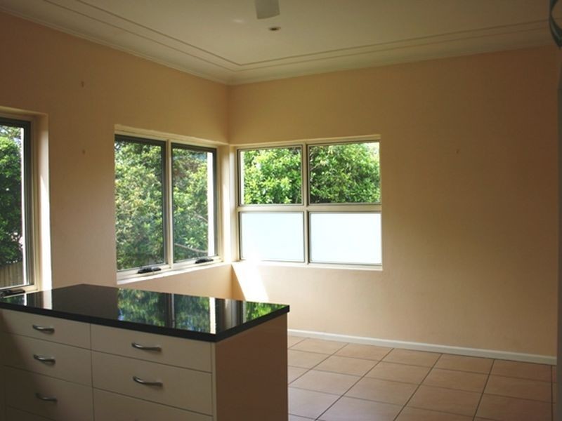 2 MacMillan Street, Seaforth NSW 2092