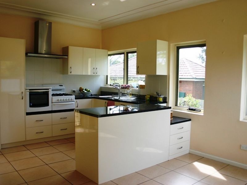 2 MacMillan Street, Seaforth NSW 2092