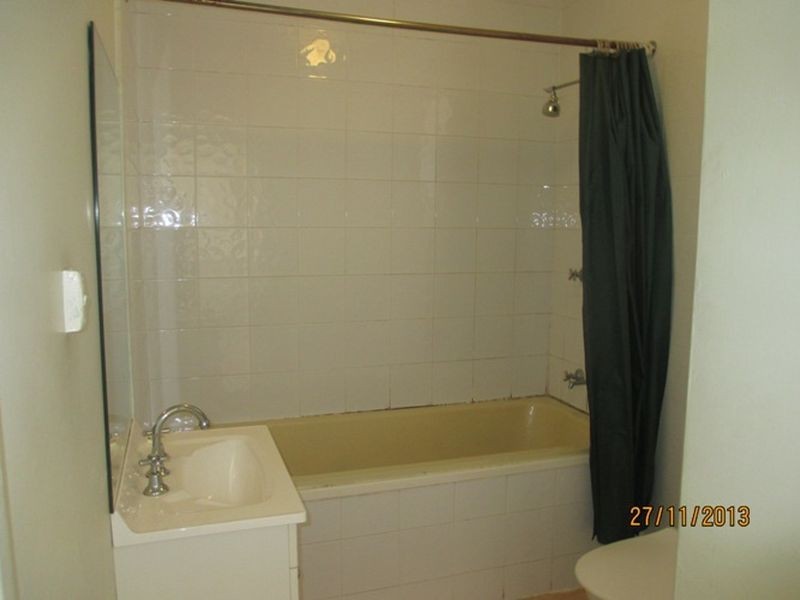 32 Cornwell Ave, Allambie Heights NSW 2100