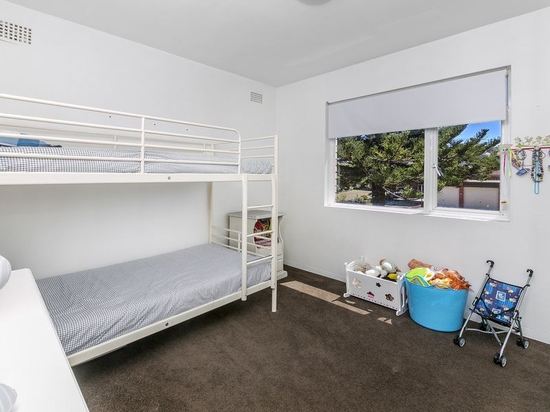 1/15 Kooloora Ave, Freshwater NSW 2096