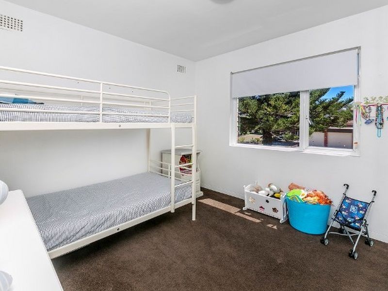 1/15 Kooloora Ave, Freshwater NSW 2096