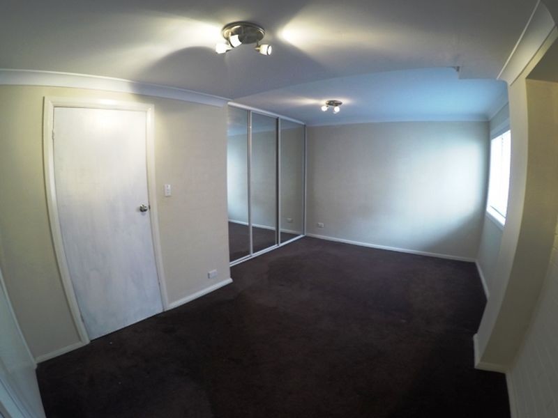 17 Moore St, Clontarf NSW 2093