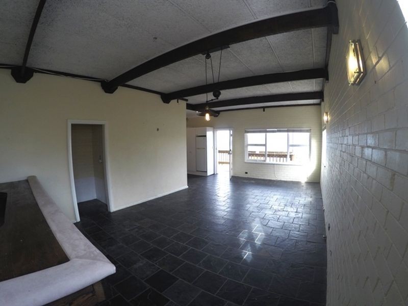 17 Moore St, Clontarf NSW 2093