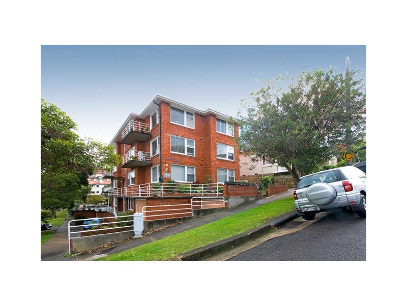 1/7 Woods Parade, Fairlight NSW 2094