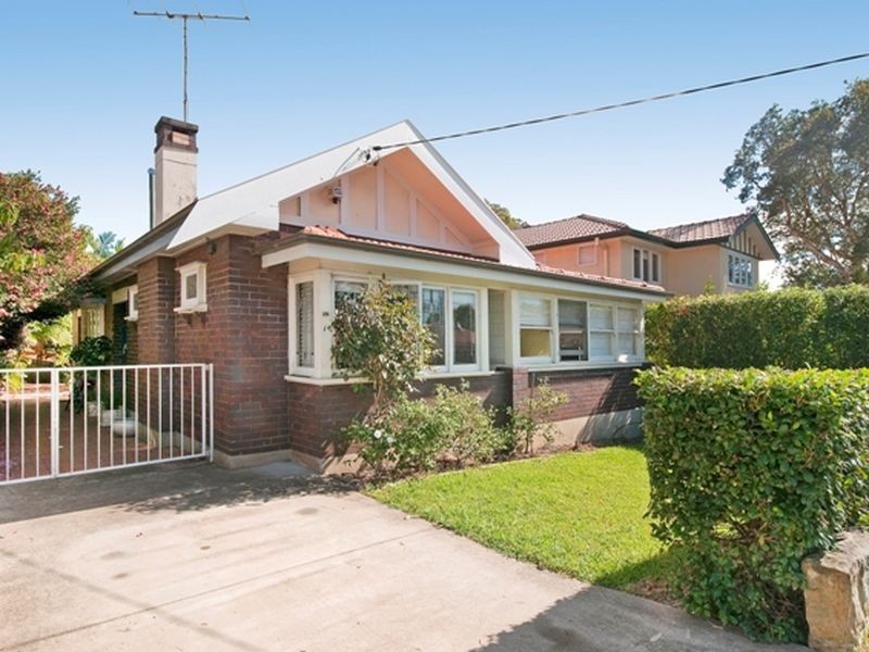 225 Woodland Street, Balgowlah NSW 2093