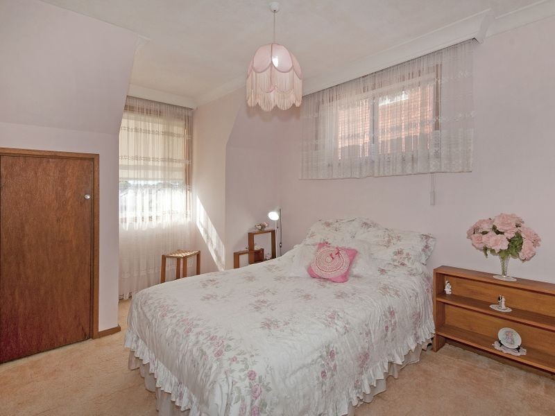 94 Soldiers Avenue, Freshwater NSW 2096