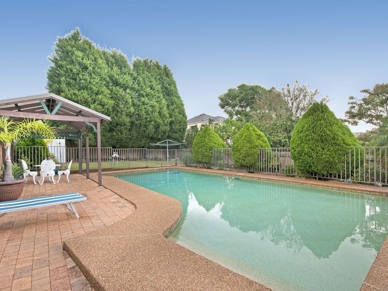 33 Fromelles Avenue, Seaforth NSW 2092