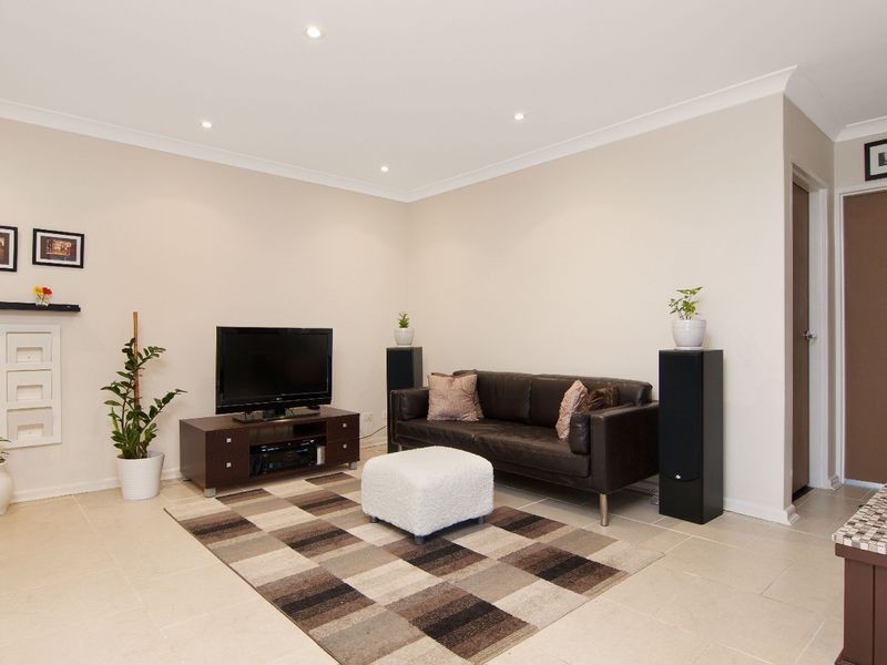 11/8 Fairway Close, Manly Vale NSW 2093