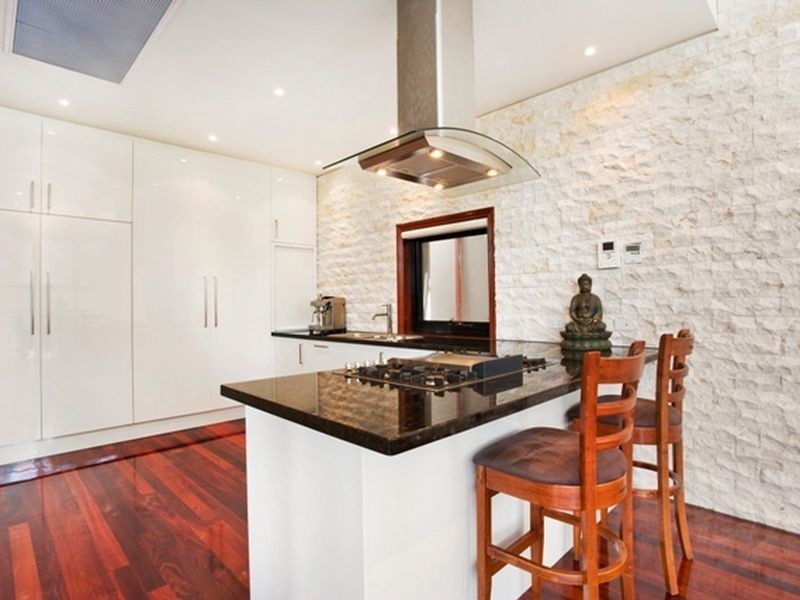 42 Burchmore Road, Manly Vale NSW 2093