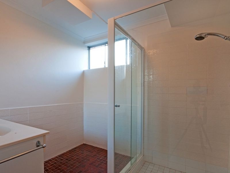 1/98 Condamine Street, Balgowlah NSW 2093