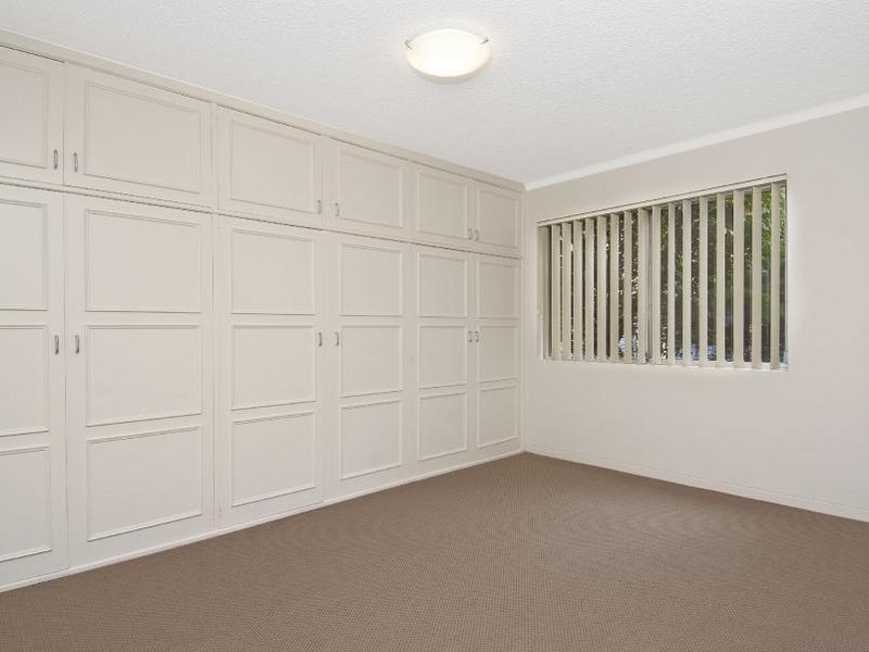 2/12 Fairway Close, Manly Vale NSW 2093