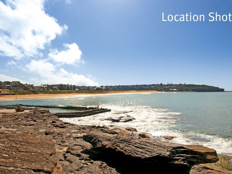 25/2-4 Beach Street, Curl Curl NSW 2096