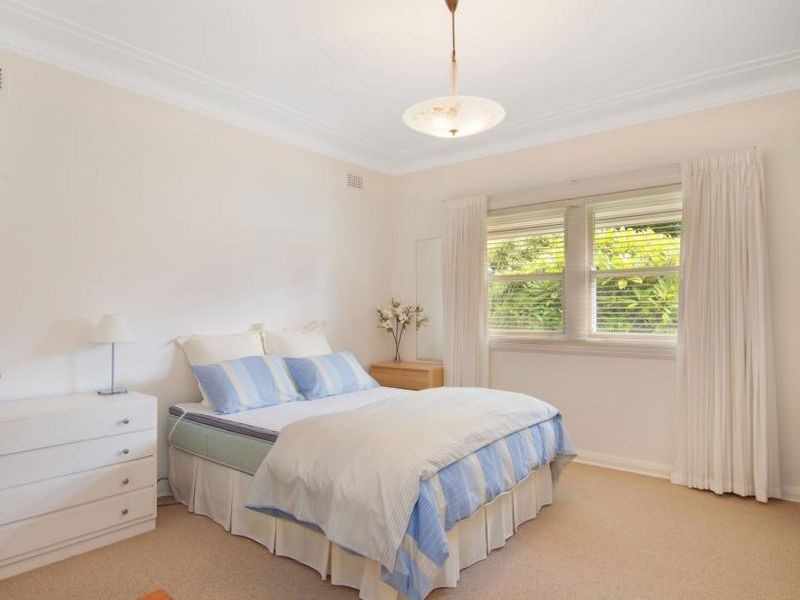 27 Highview Avenue, Manly Vale NSW 2093