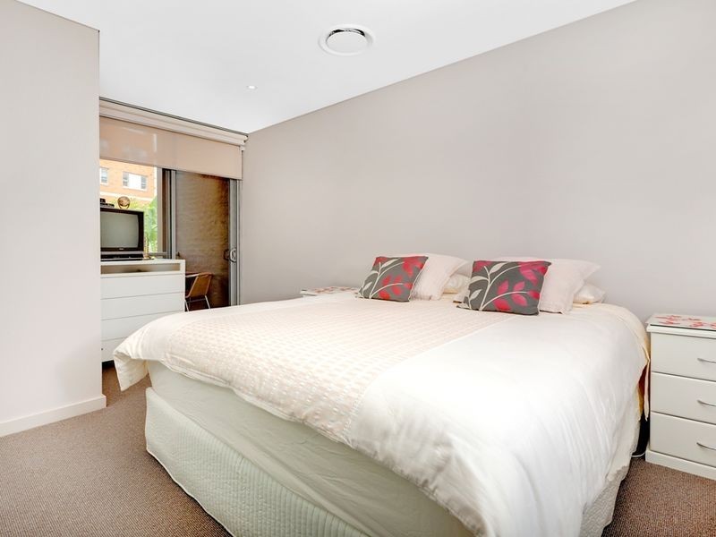 25/2a Campbell Parade, Manly Vale NSW 2093