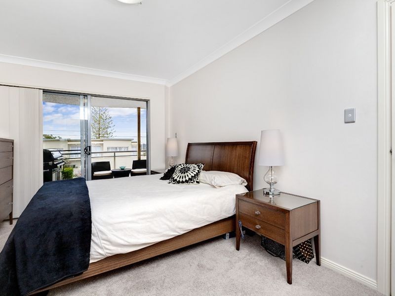 11/8 Shackel Avenue, Brookvale NSW 2100