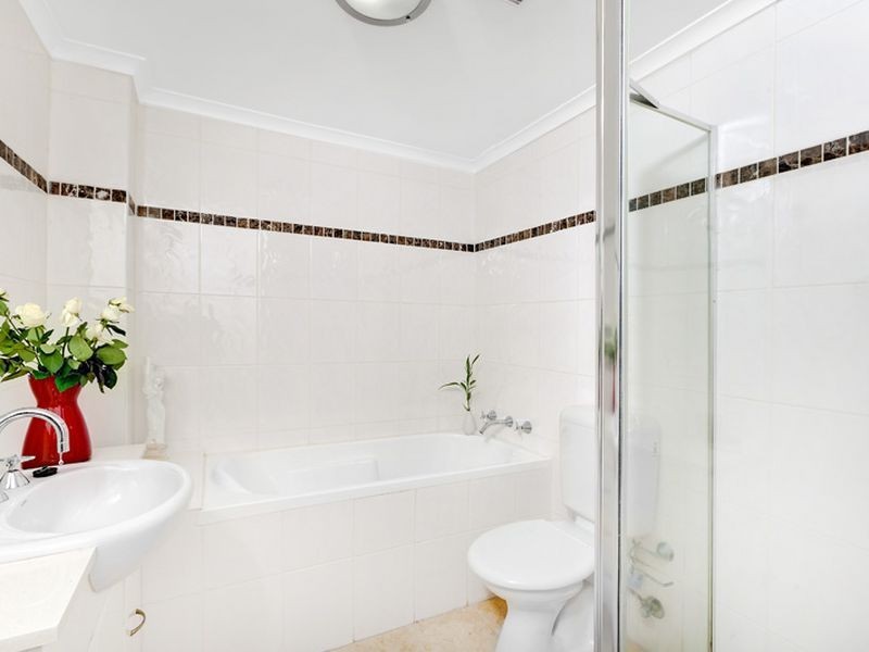 11/8 Shackel Avenue, Brookvale NSW 2100