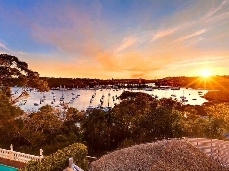 19 Peronne Avenue, Clontarf NSW 2093