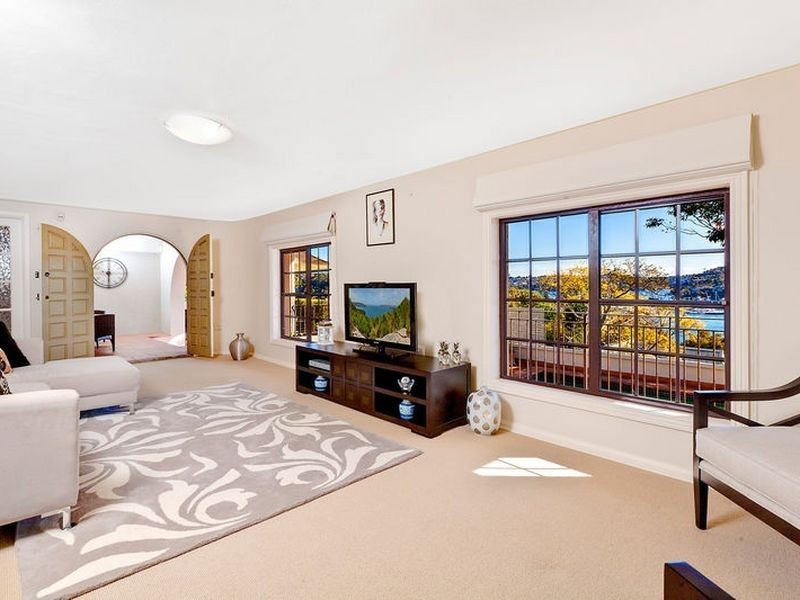 19 Peronne Avenue, Clontarf NSW 2093