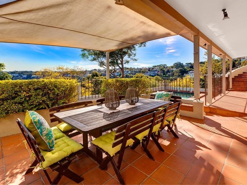 19 Peronne Avenue, Clontarf NSW 2093