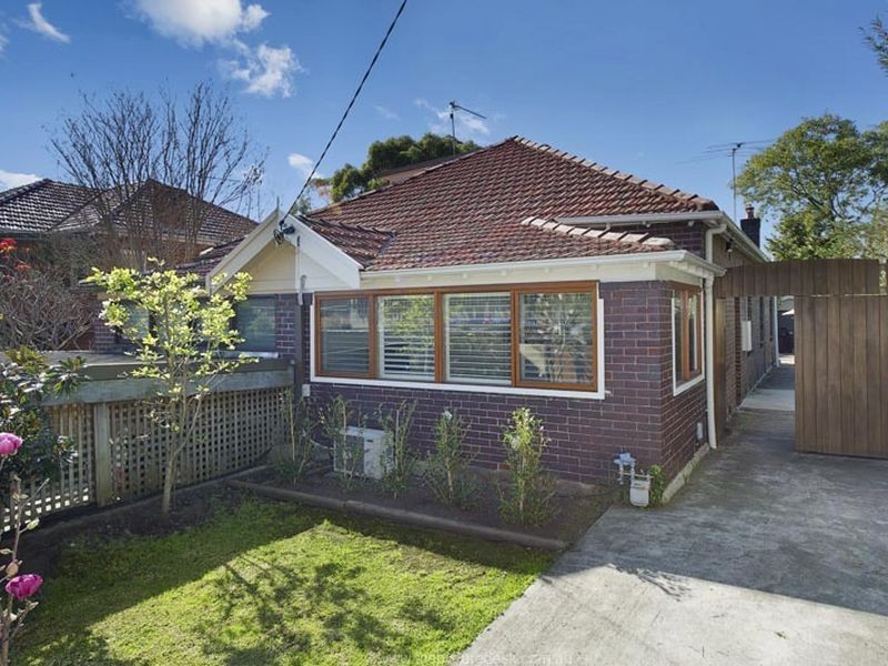 136 Condamine Street, Balgowlah NSW 2093