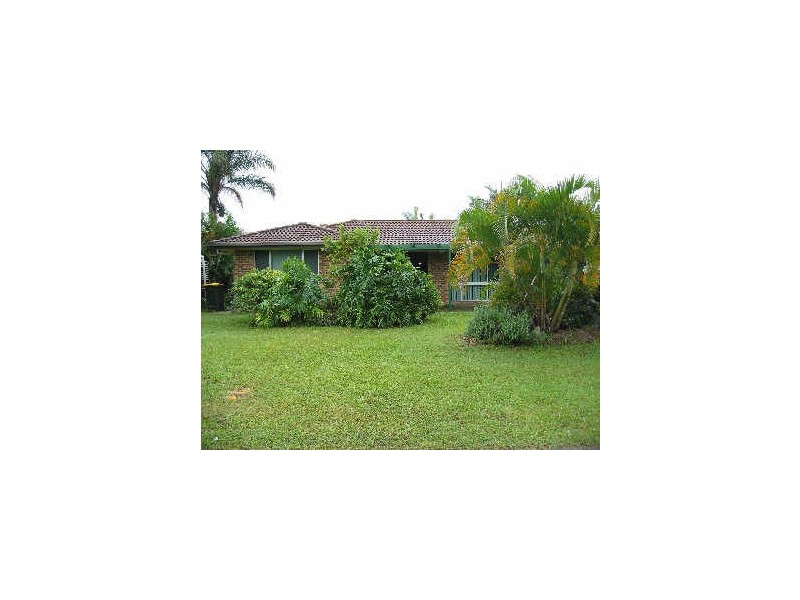 2 Kooringa Court, Ocean Shores NSW 2483