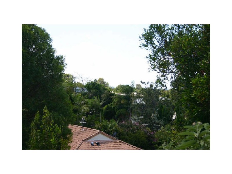 10 Gira Pl, Ocean Shores NSW 2483