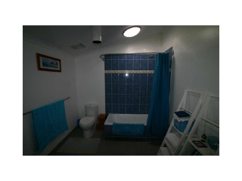 The Pocket NSW 2483