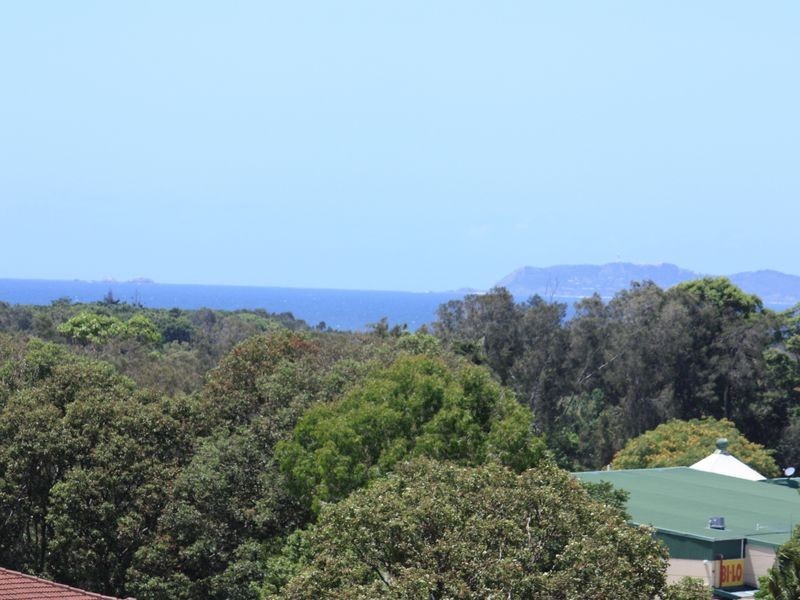 81 A Rajah Rd, Ocean Shores NSW 2483