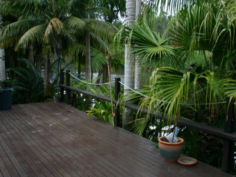 26 Larelar Court, Ocean Shores NSW 2483