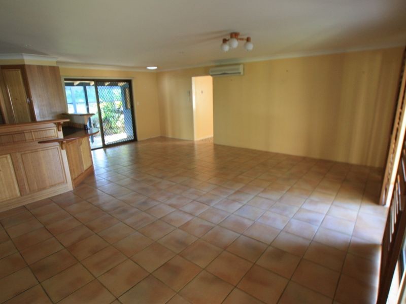 4 Dandaloo Way, Ocean Shores NSW 2483