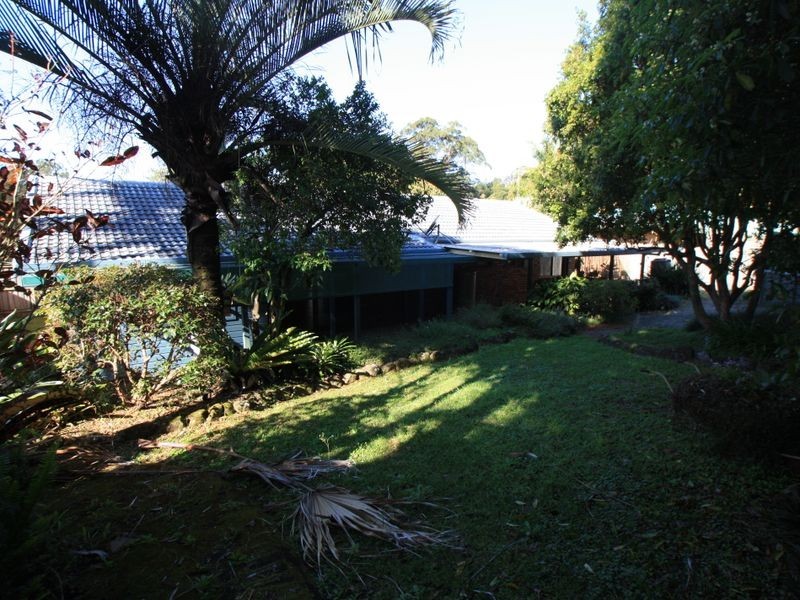 4 Dandaloo Way, Ocean Shores NSW 2483