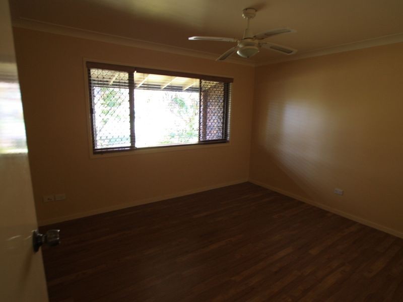 4 Dandaloo Way, Ocean Shores NSW 2483