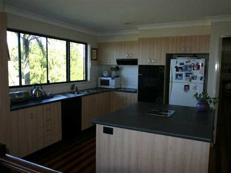 30 Banool Cct, Ocean Shores NSW 2483