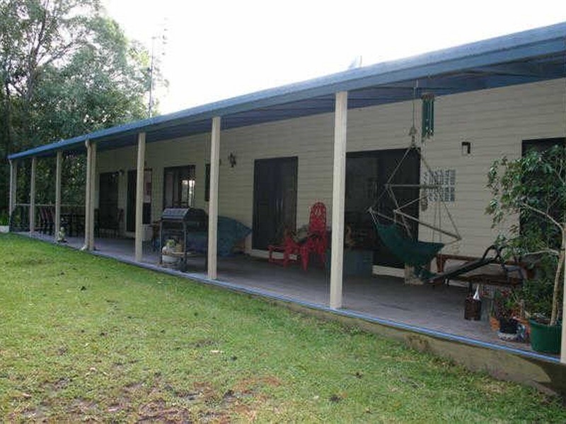 30 Banool Cct, Ocean Shores NSW 2483