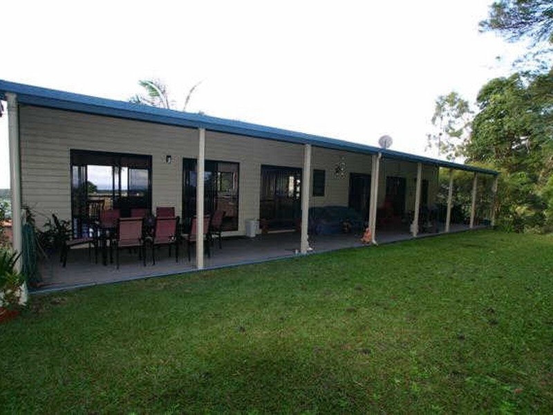 30 Banool Cct, Ocean Shores NSW 2483