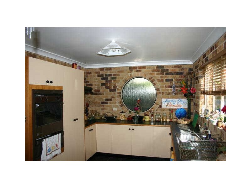 61 Balemo Drive, Ocean Shores NSW 2483