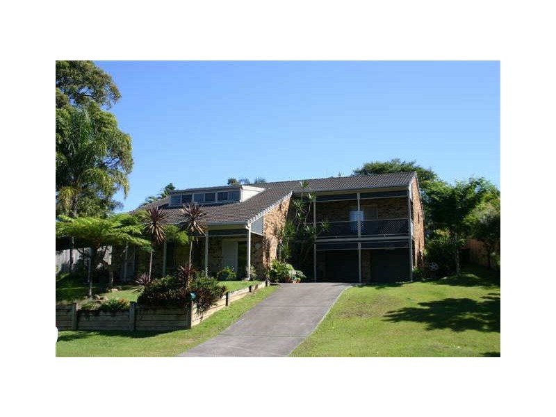 61 Balemo Drive, Ocean Shores NSW 2483