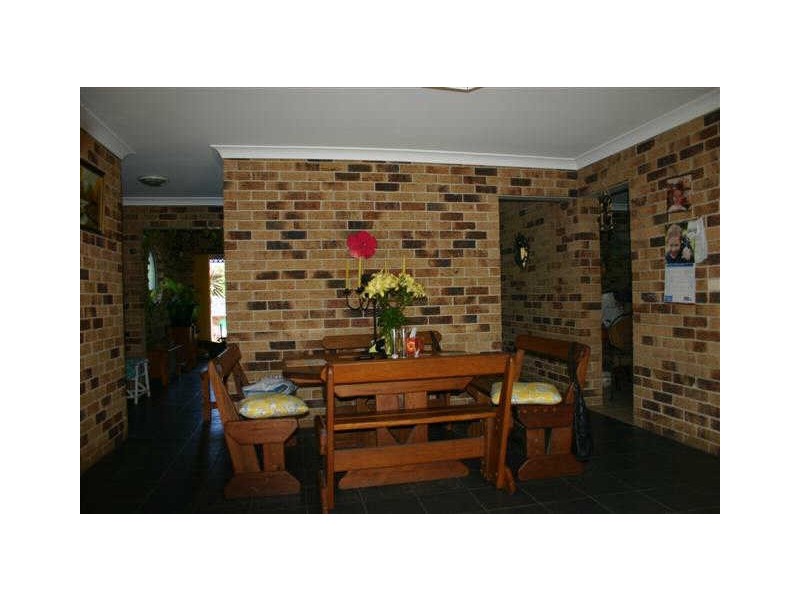 61 Balemo Drive, Ocean Shores NSW 2483