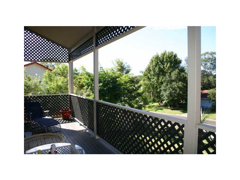 61 Balemo Drive, Ocean Shores NSW 2483
