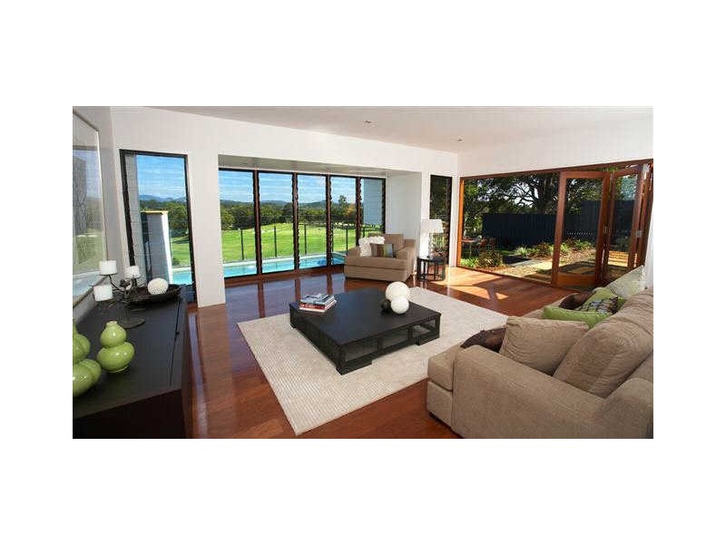 1 – 16 Langi Place, Ocean Shores NSW 2483