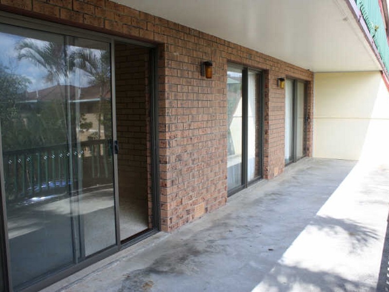 2/3 Nunyar Crt, Ocean Shores NSW 2483