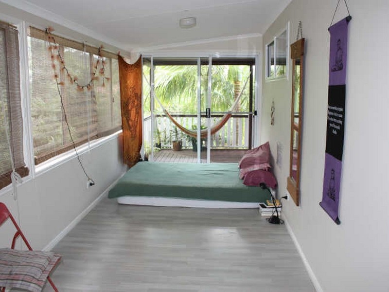 8 Kiyung Crt, Ocean Shores NSW 2483