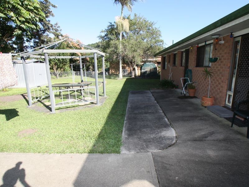 7 Kiah Close, Ocean Shores NSW 2483