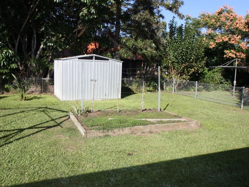 7 Kiah Close, Ocean Shores NSW 2483