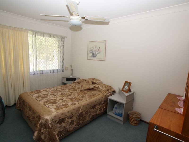 7 Kiah Close, Ocean Shores NSW 2483