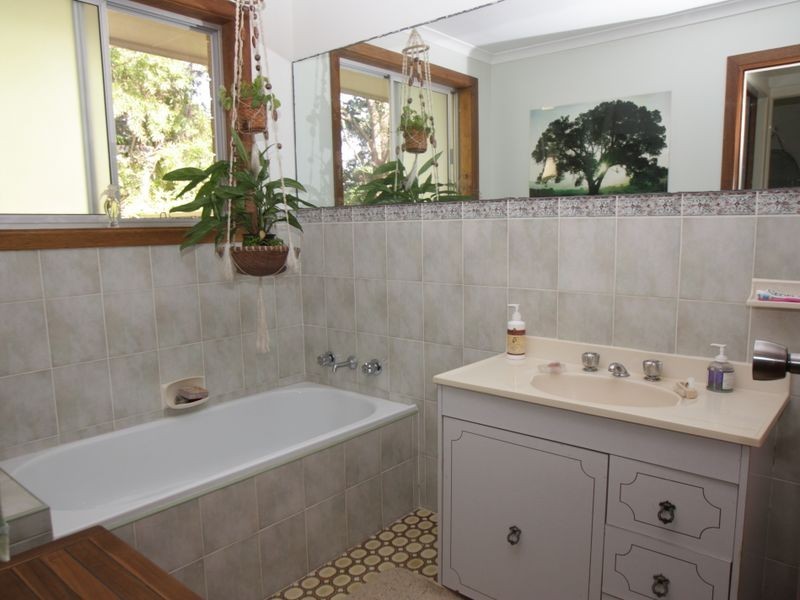 37 Matong Drive, Ocean Shores NSW 2483