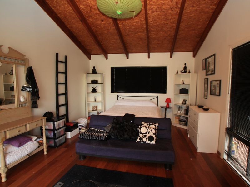11 Weeronga Way, Ocean Shores NSW 2483